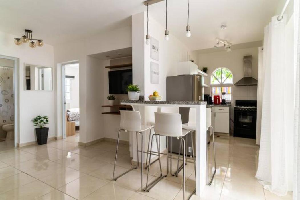 Apartamento Cozy 2 Bdr Condo, With Pool Area And Free Wifi *