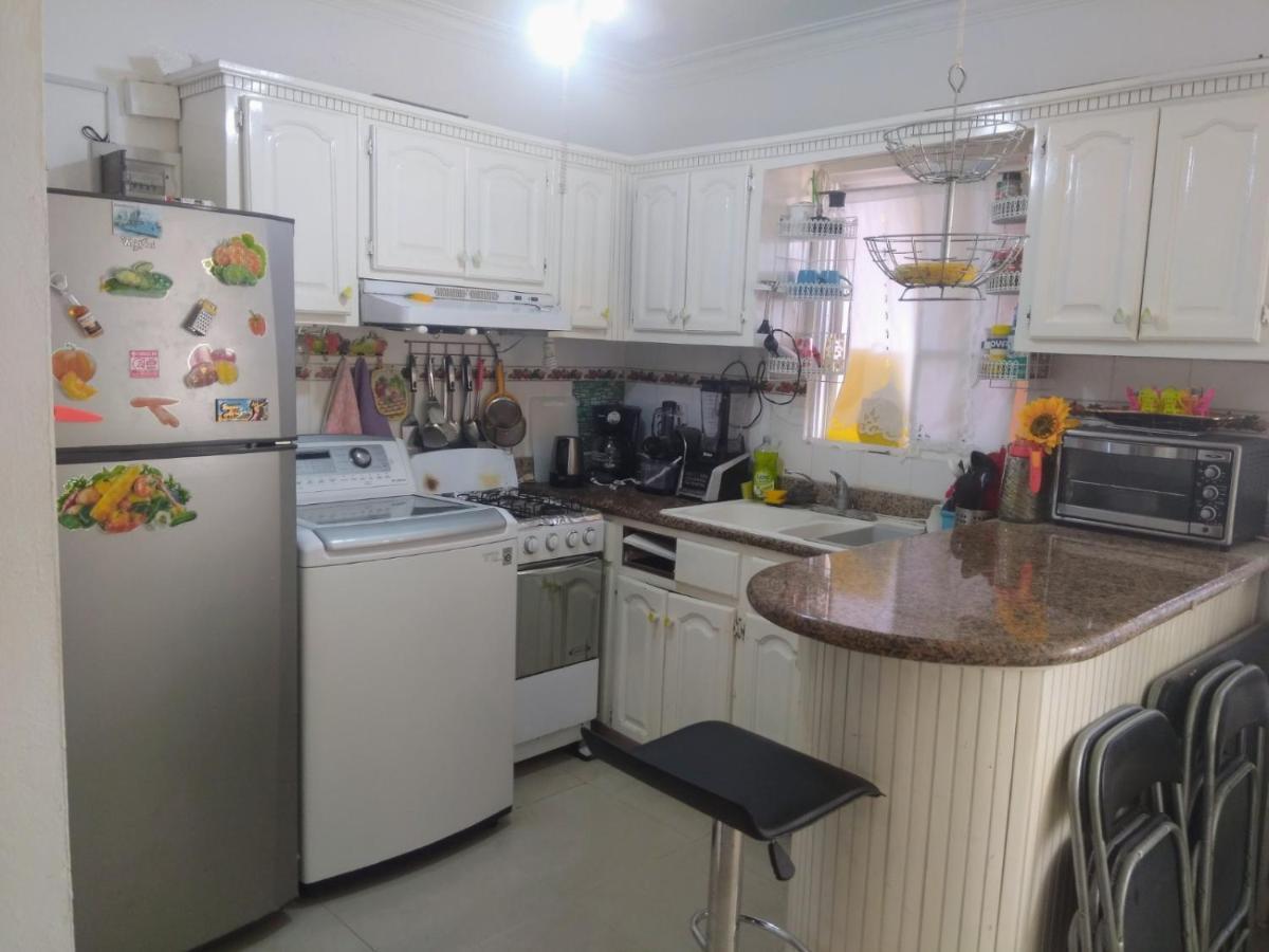 M & L Shared Habitación en casa particular Punta Cana