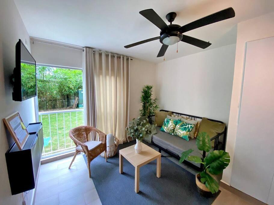 Apartamento Caribbean-style With Pool In *