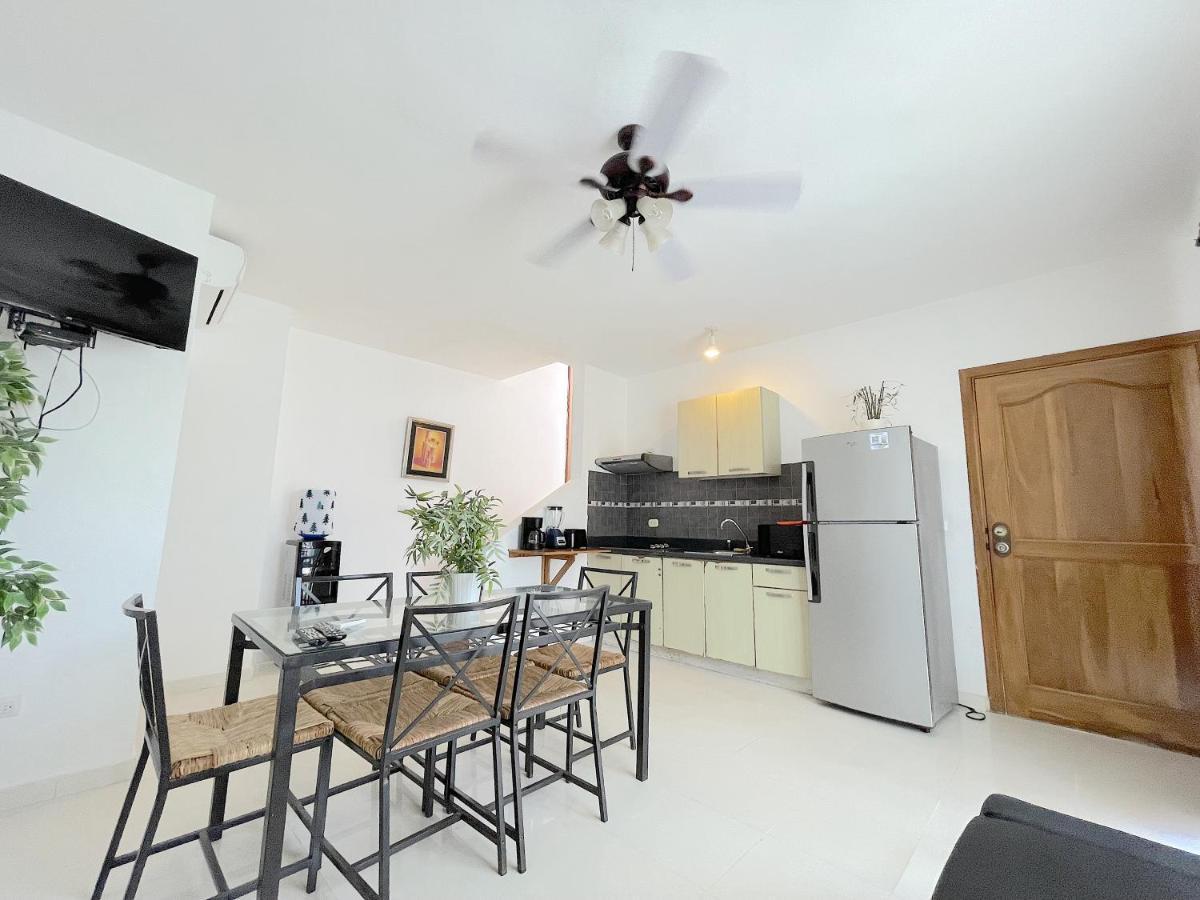 Beachfront Ocean View 8 People Wifi Pickup Villa