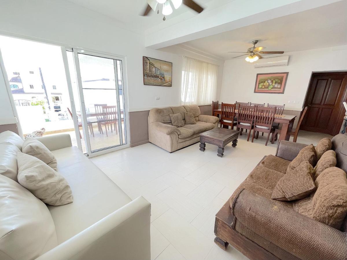 Beachfront Ocean View 8 People Wifi Pickup Villa Punta Cana