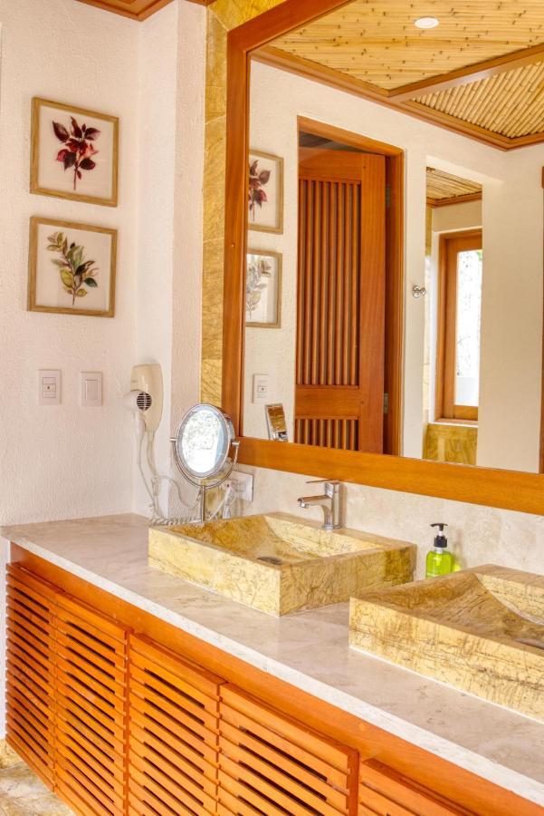 Ileverde 21 - Private Garden Bungalow