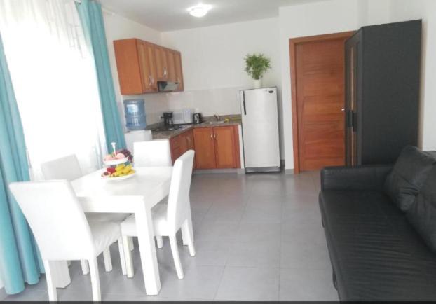 Apartahotel Caribbean Cozy - Pool Beach Club & 5*