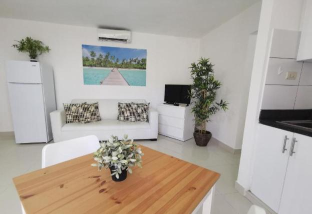 Apartahotel Caribbean Cozy - Pool Beach Club & 5*