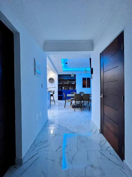 Villa Modern In - Moderna