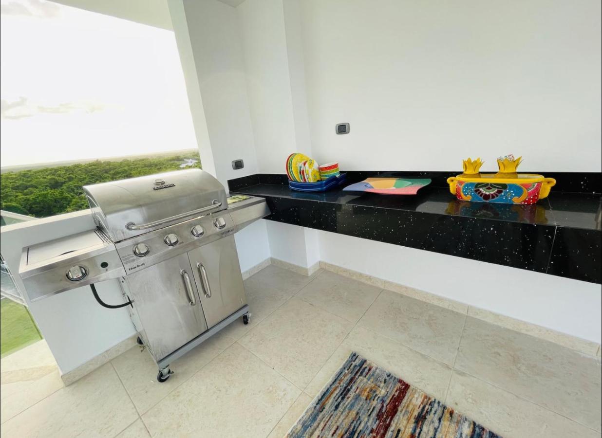 Penthouse In Hard Rock Area Beach, Casino & Pool Punta Cana