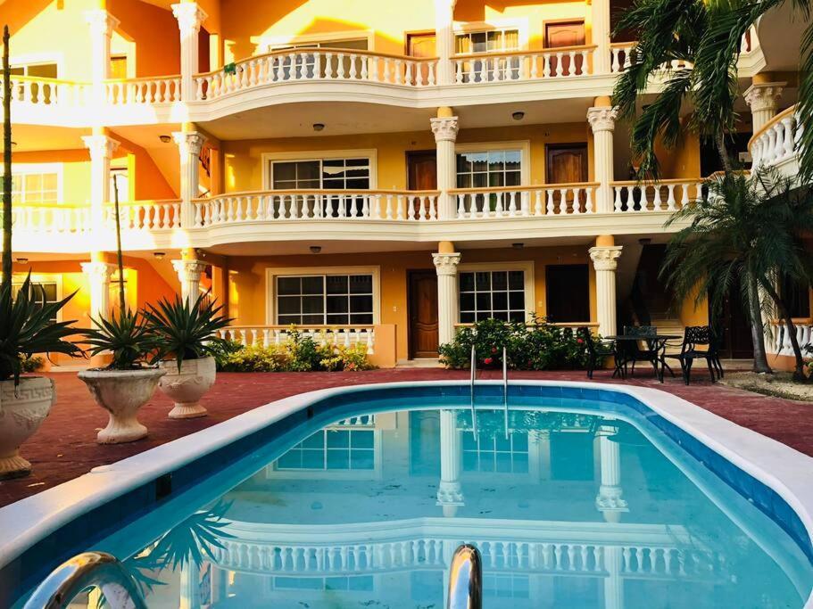 In Bibijagua Beach With Pool, Apartamento *