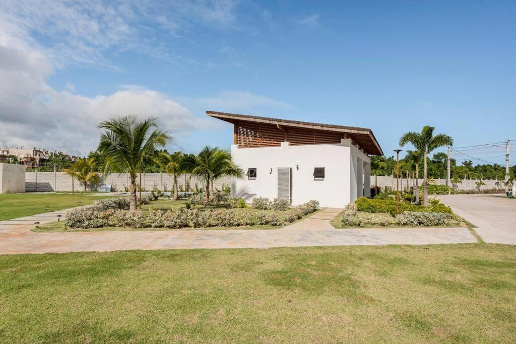 Eco-friendly Tropical 3br 2b With Private Pool & Grill Villa