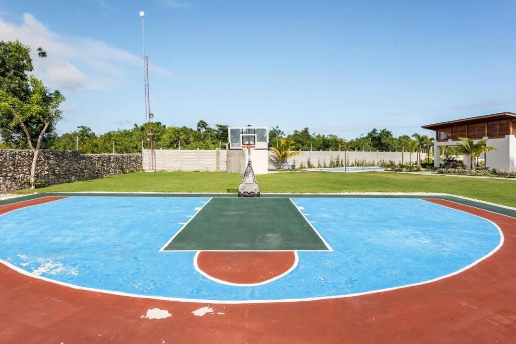 Villa Eco-friendly Tropical 3br 2b With Private Pool & Grill