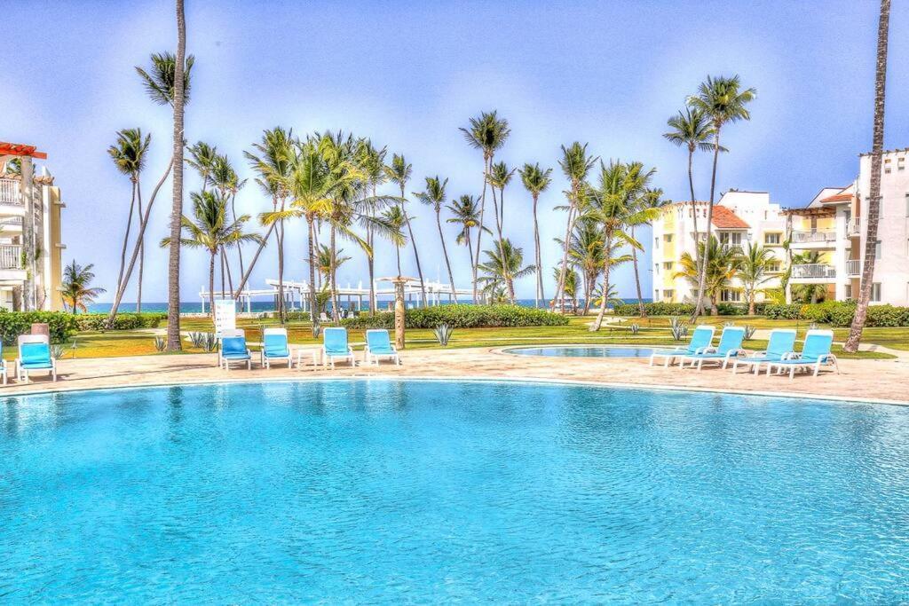 Exclusive Beachfront - H-202 *
