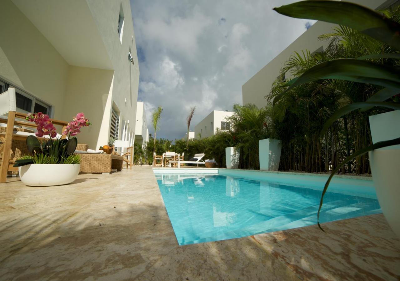 Villa Stylish Luxury San Juan Lakes In Gated Community In Downtown With Private Pool *