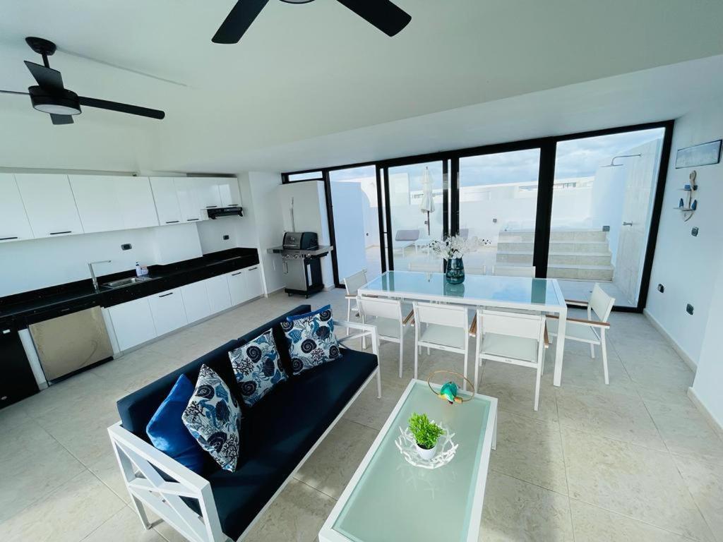 Beach, Golf, Casino,jacuzzi & Pool Penthouse In Hard Rock, Area, Cana Rock Star Apartamento