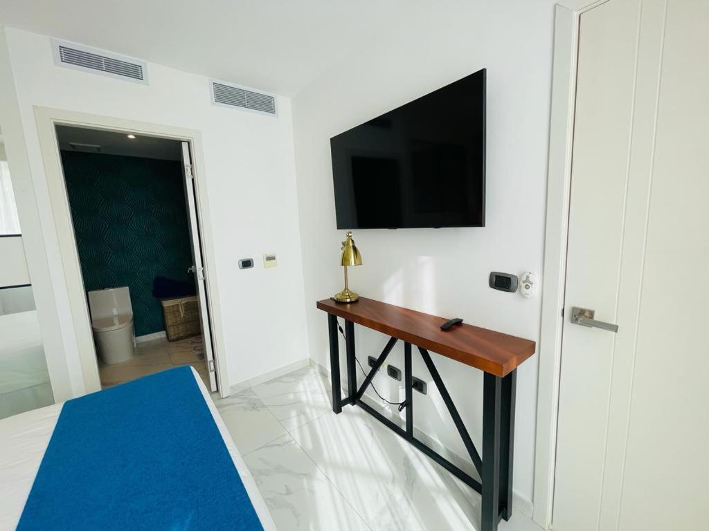 Beach, Golf, Casino,jacuzzi & Pool Penthouse In Hard Rock, Area, Cana Rock Star *