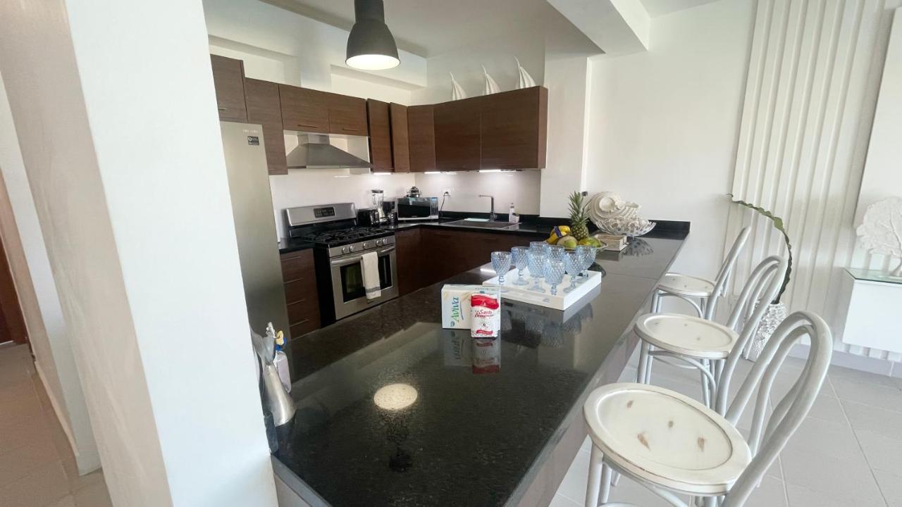 Apartamento Relaxing 2 Bedroom Ocean View With Pool Close To The Beach