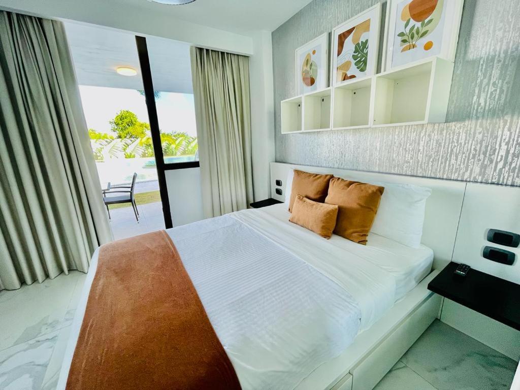 Cana Rock Star Luxury Condo, Casino, Golf, Beach In Hard Rock Area Punta Cana