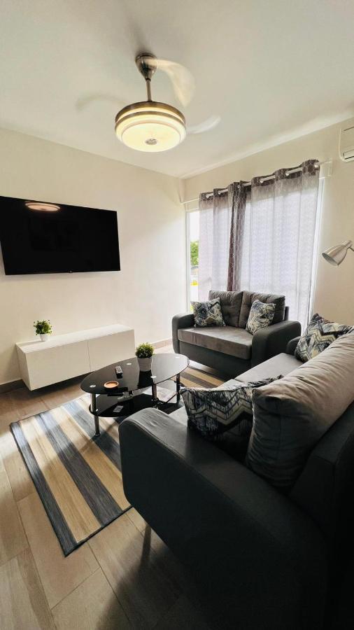 Apartment Luxurious 2 Bedroom With Pool