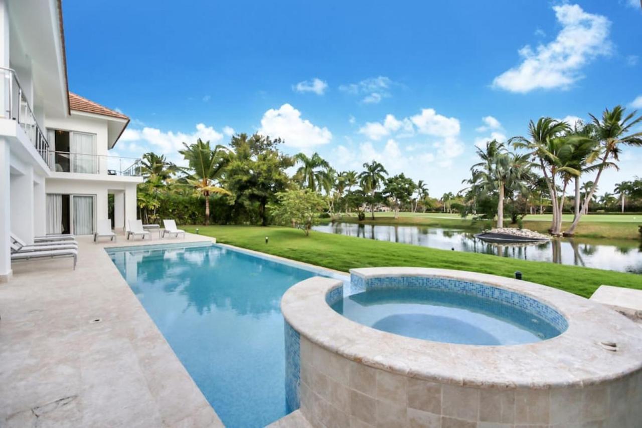 Villa Cocotal Mansion Chef Butler Maids 2 Pools Jacuzzi Gym *