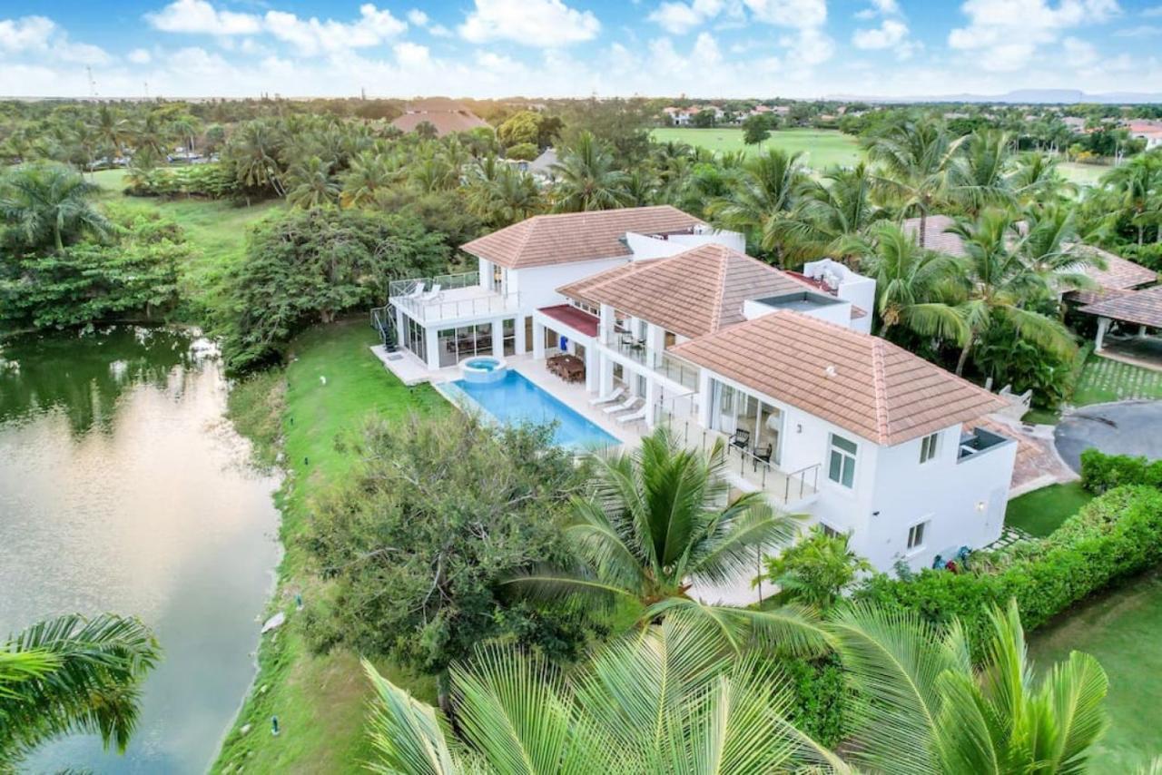Cocotal Mansion Chef Butler Maids 2 Pools Jacuzzi Gym Villa