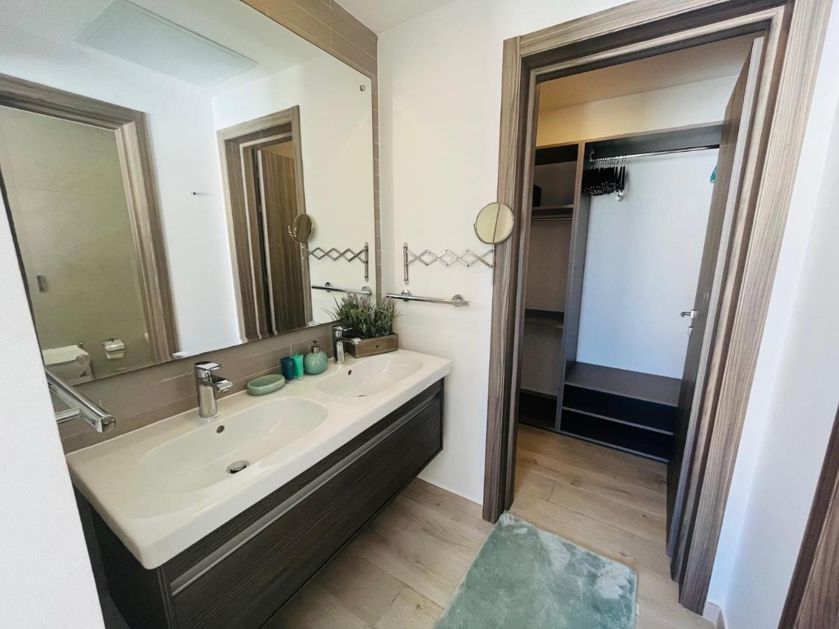 Apartamento Beauty From Steps To The F42 *