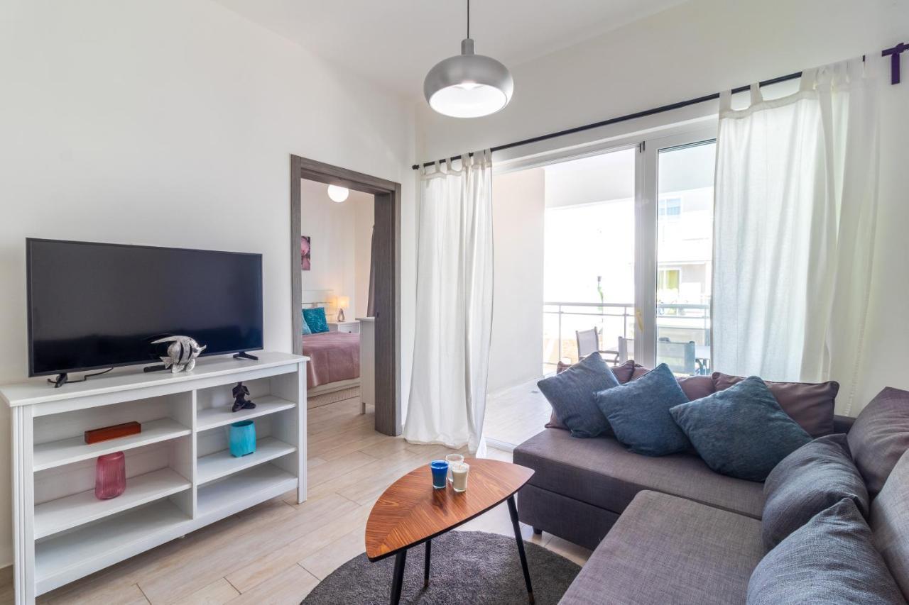 Contemporary 2br In Paseo Del Mar Bavaro *