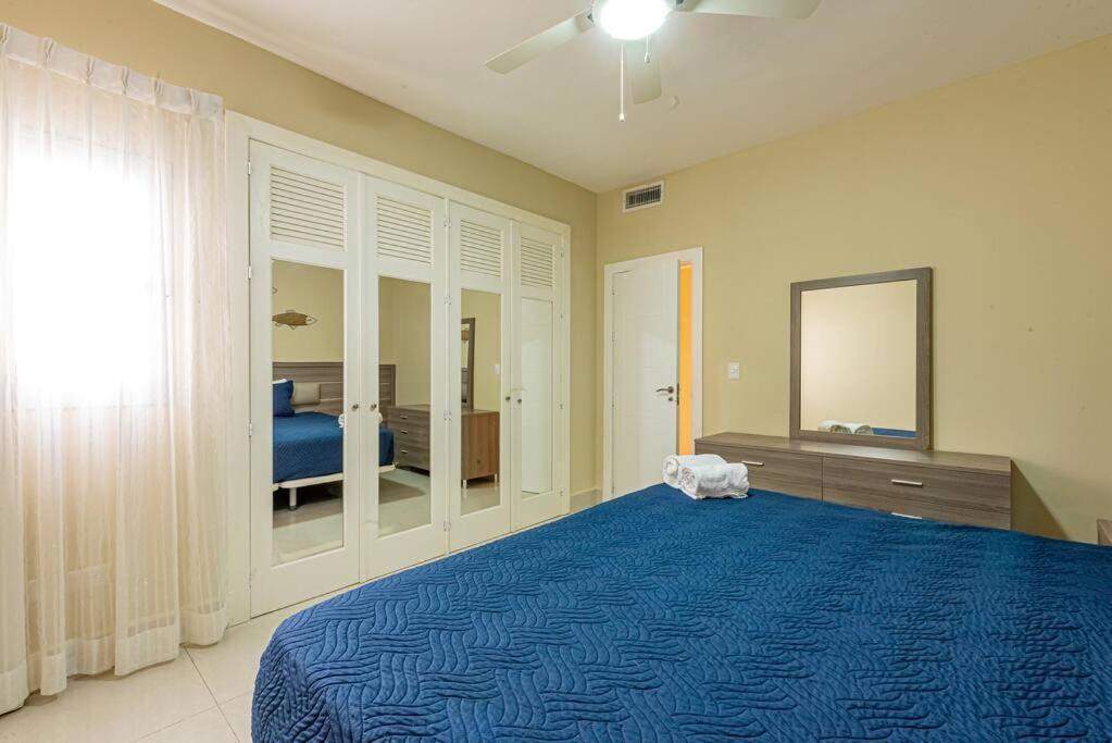 Great 3 Bed 2 Bath W/jacuzzi K102 Apartamento