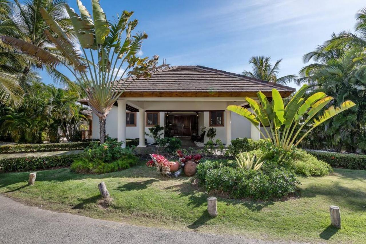 Villa Cocotal Mansion Chef Butler Maids 2 Pools Jacuzzi Gym