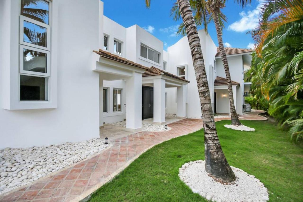 Villa Cocotal Mansion Chef Butler Maids 2 Pools Jacuzzi Gym *