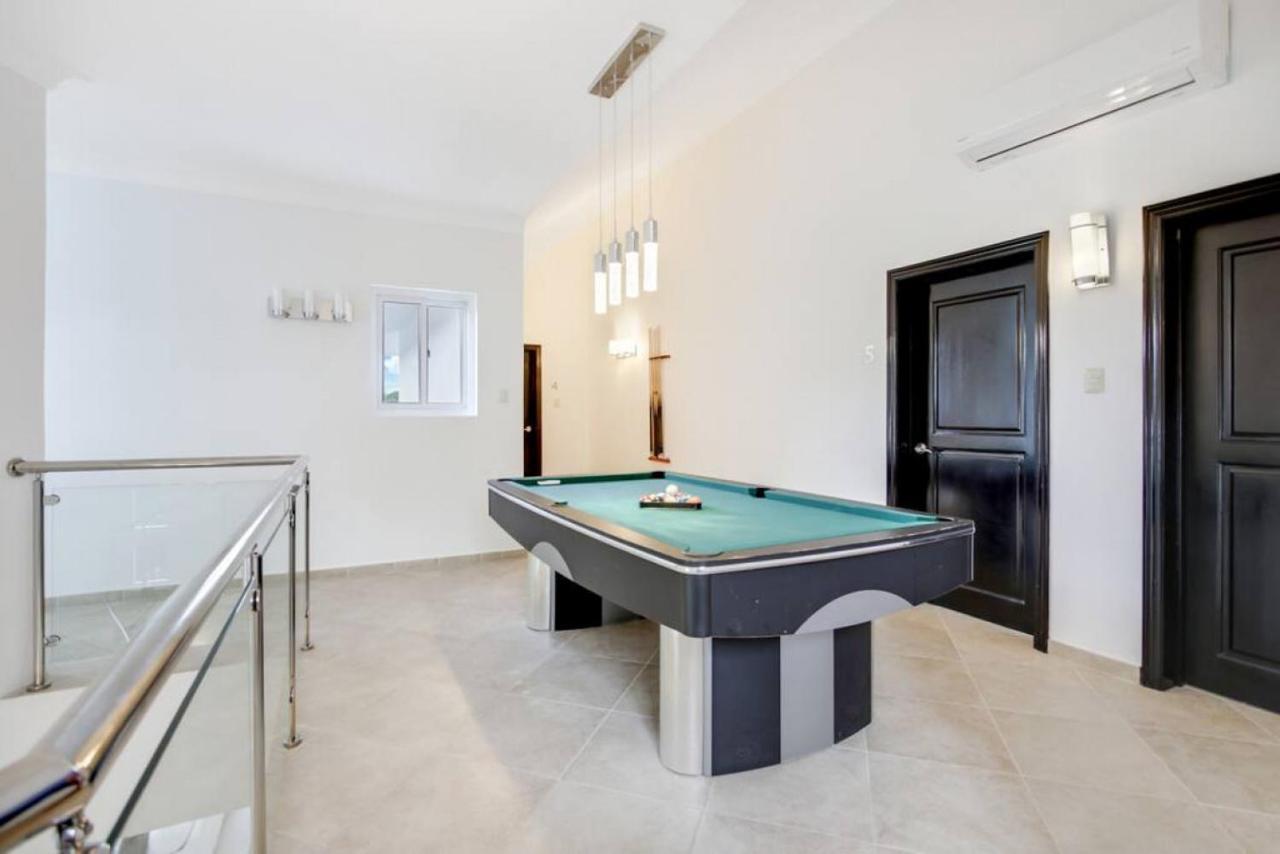 Villa Cocotal Mansion Chef Butler Maids 2 Pools Jacuzzi Gym