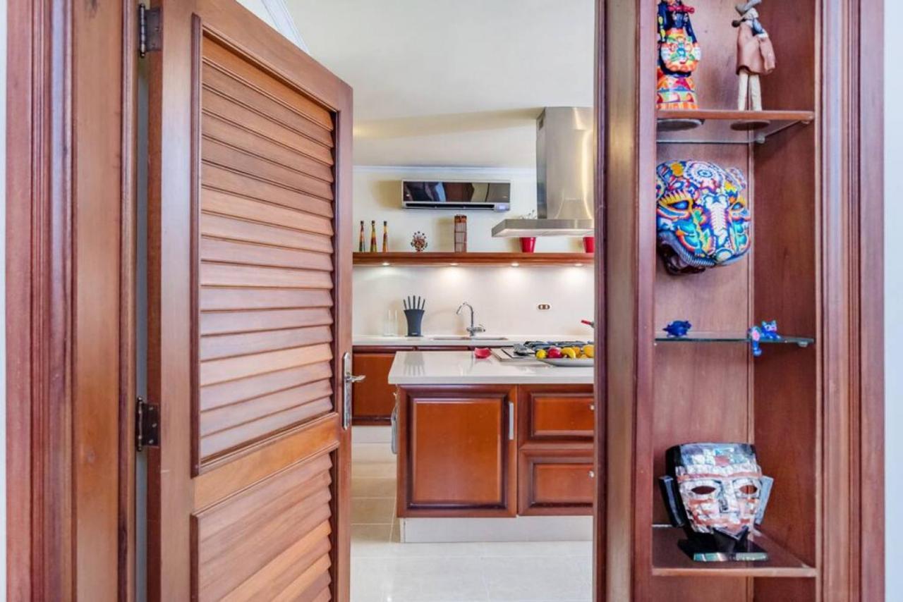 Villa Cocotal Mansion Chef Butler Maids 2 Pools Jacuzzi Gym *