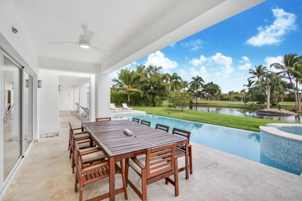 Cocotal Mansion Chef Butler Maids 2 Pools Jacuzzi Gym