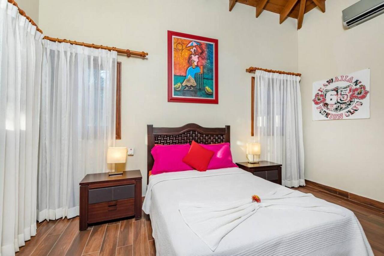 Cocotal Mansion Chef Butler Maids 2 Pools Jacuzzi Gym Villa *