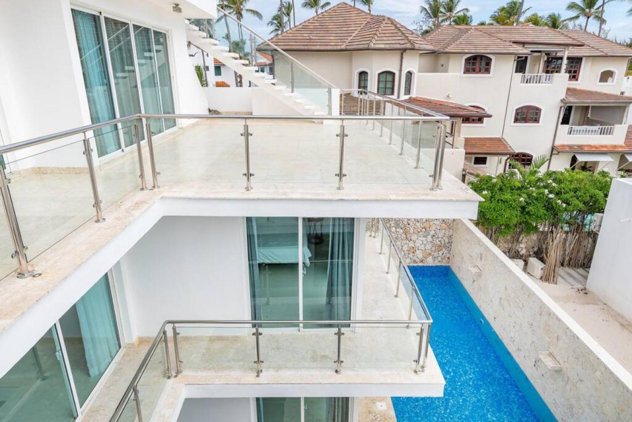 Villa Pandora Beach Front With Chef Game Pool