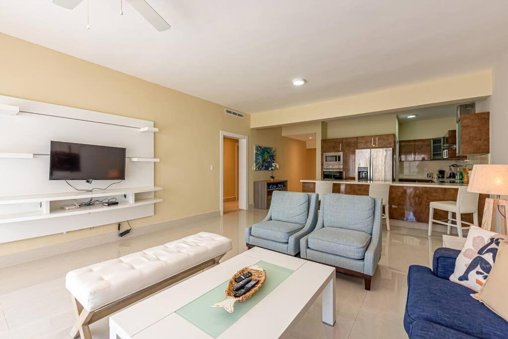 Great 3 Bed 2 Bath W/jacuzzi K102 Punta Cana