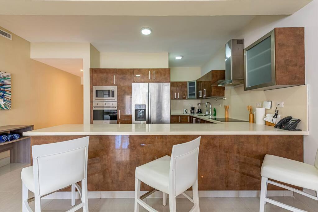 Great 3 Bed 2 Bath W/jacuzzi K102 Apartamento