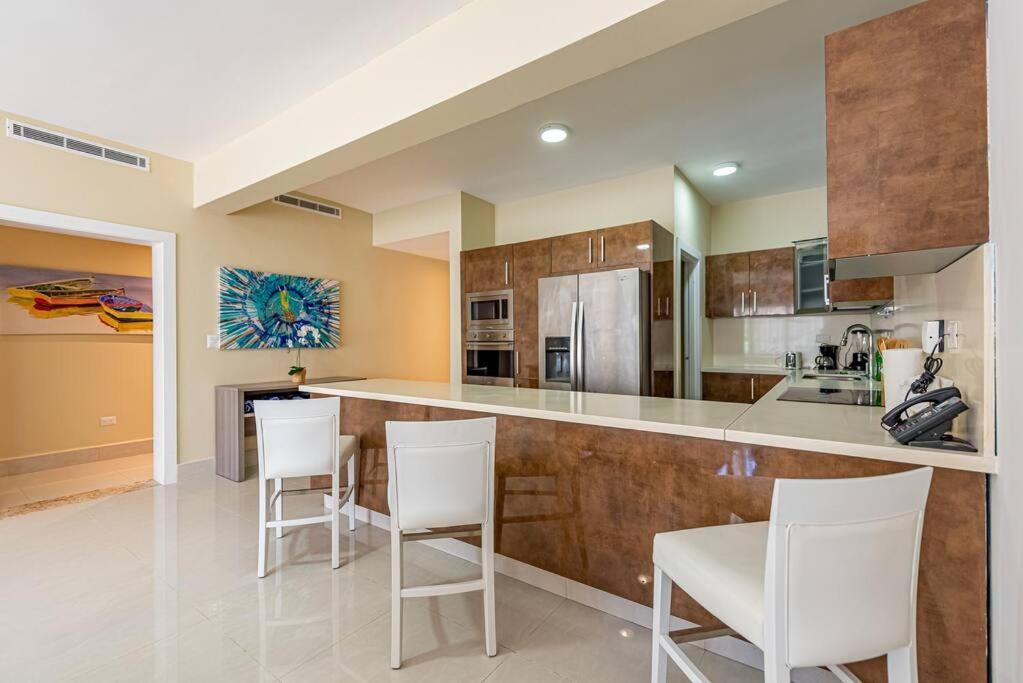 Great 3 Bed 2 Bath W/jacuzzi K102 Apartamento
