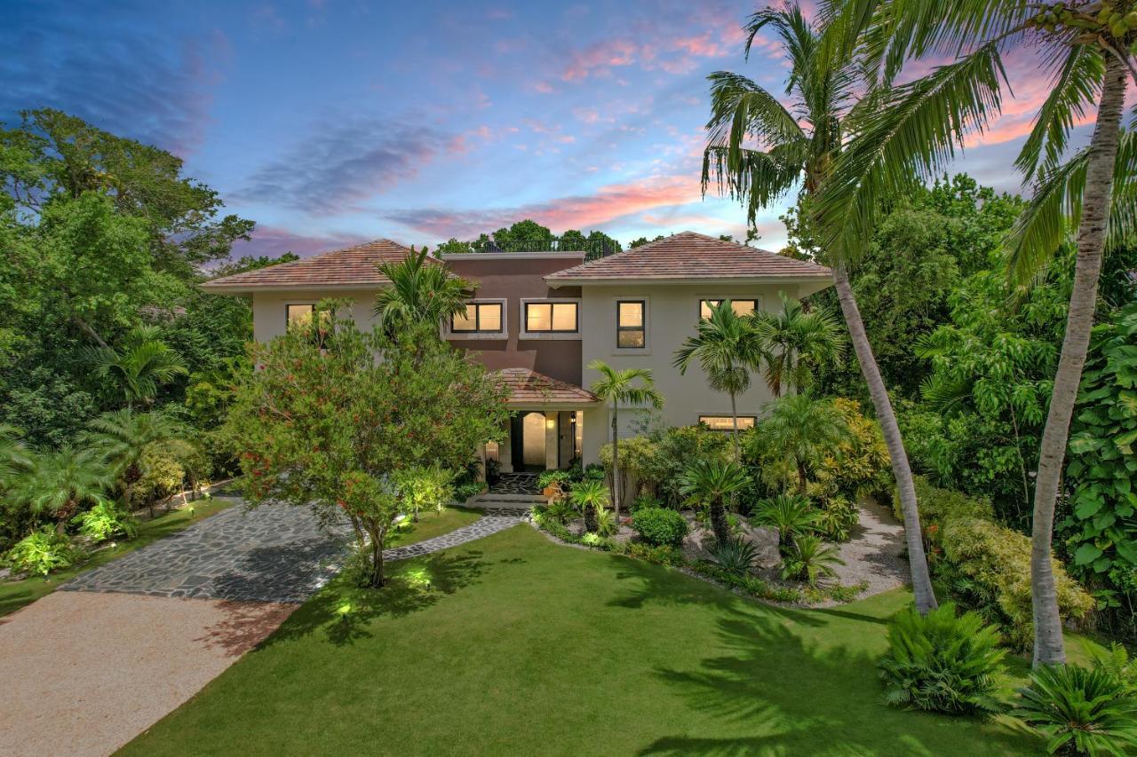 Villa Spacious 4 Bedroom With Pool, Touring Cart & Maid *