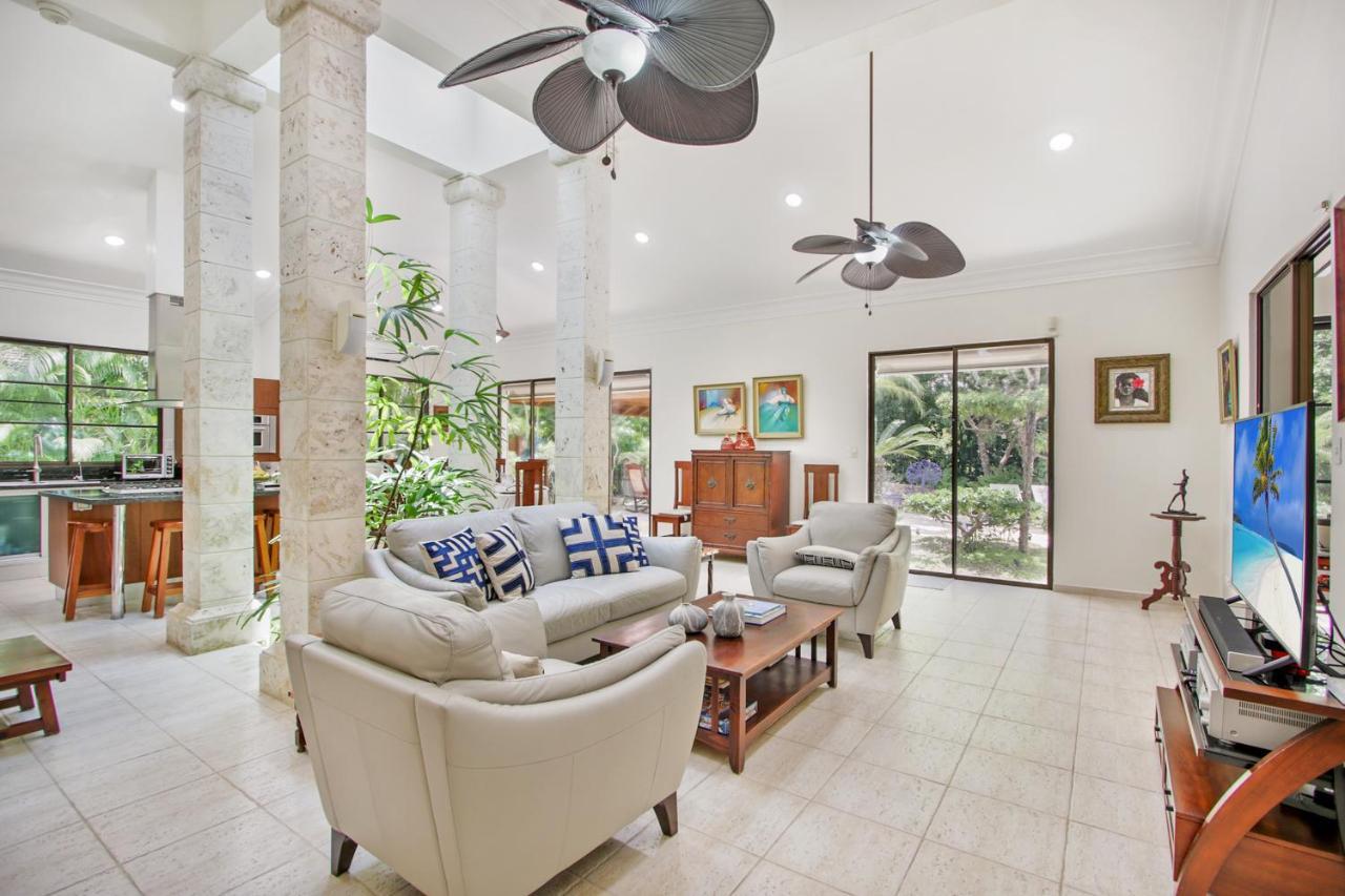 Villa Spacious 4 Bedroom With Pool, Touring Cart & Maid Punta Cana