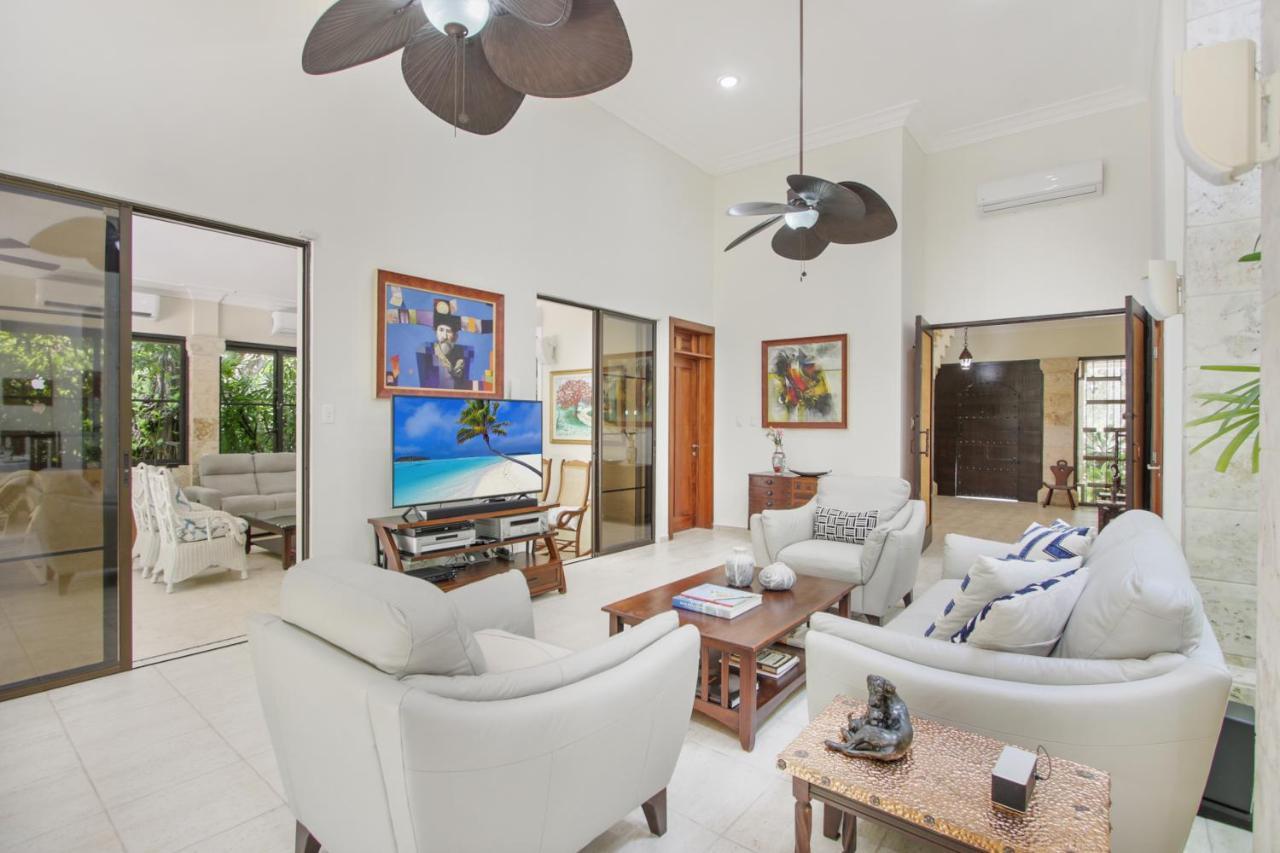 Villa Spacious 4 Bedroom With Pool, Touring Cart & Maid
