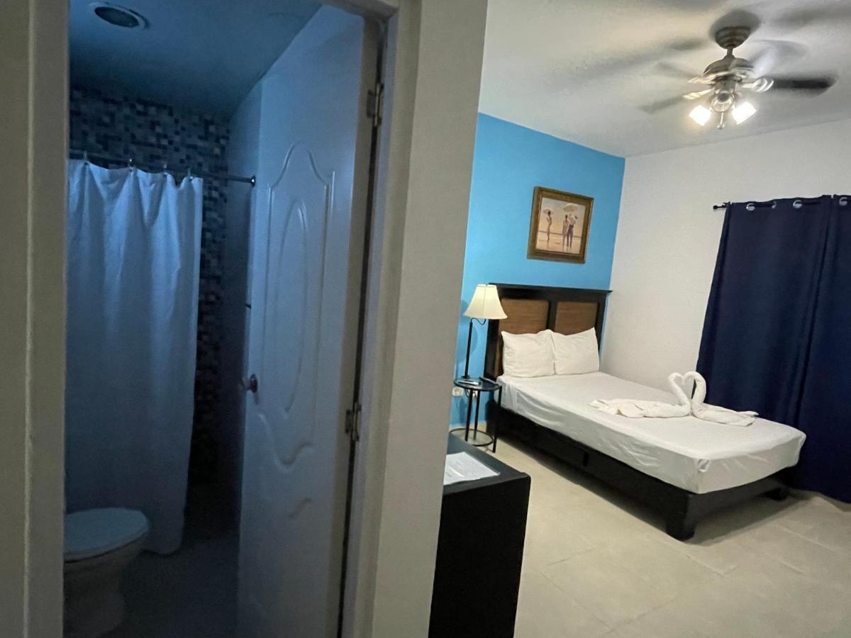 Blue Nightaparta Aparthotel *