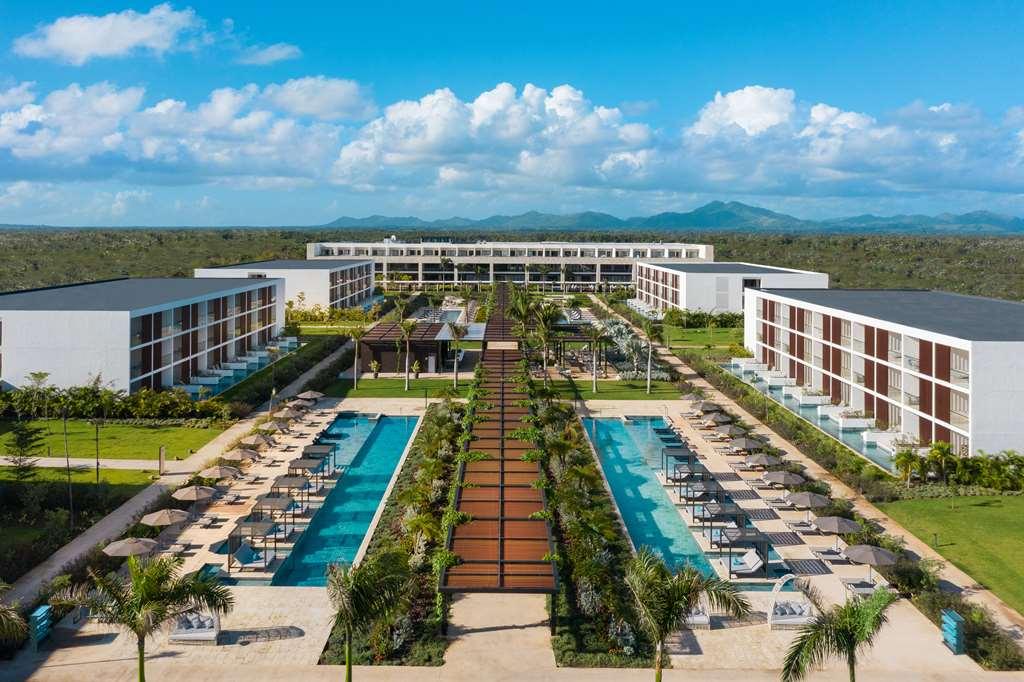 Live Aqua Hotel *