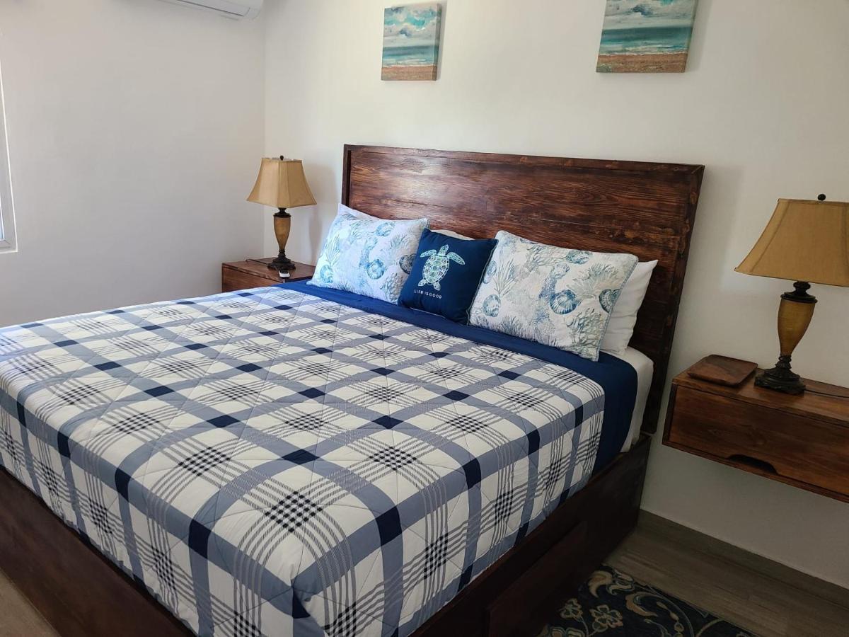 Apartamento Cozy 2 Bedroom 7 Minutes Walk To Beach. *