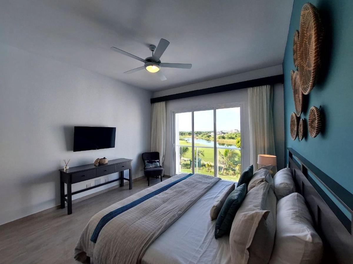 Beach-style 2br Across From Hard Rock Apartamento Punta Cana