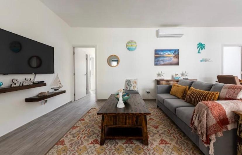 Apartamento Cozy 2 Bedroom 7 Minutes Walk To Beach. Punta Cana