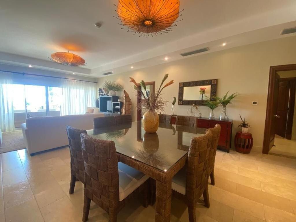 Exclusivos Con Vista A La Playa En Aquamarina, Cap Cana Apartamento *