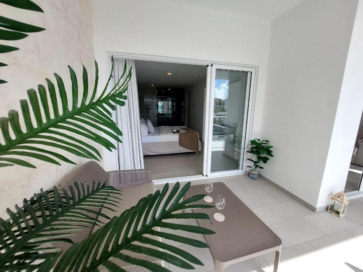 Haven 1bdr Paseo Playa Coral - 305 Apartment