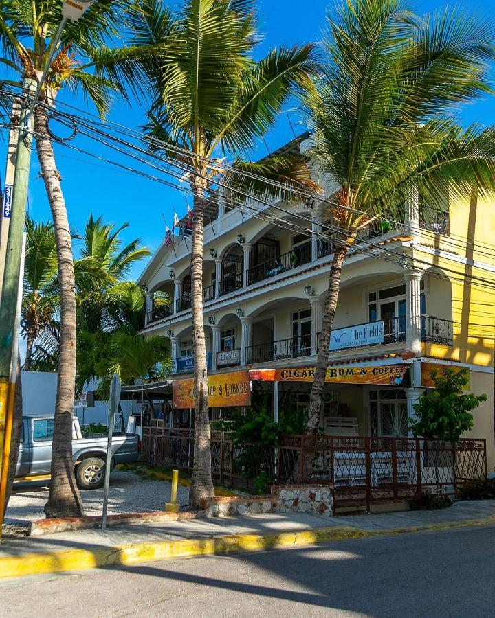 Awesome Location 1bdr In The Heart Of Corales