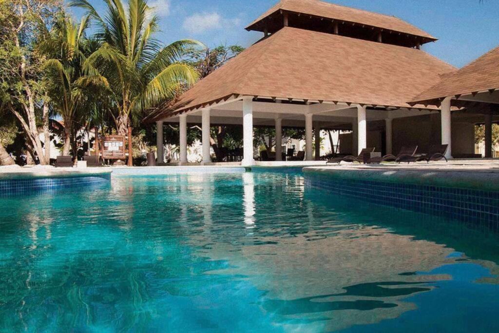 Villa Caracol