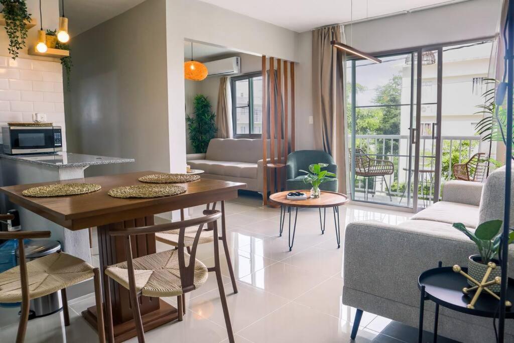 Paradise 2br 2bath Apartamento