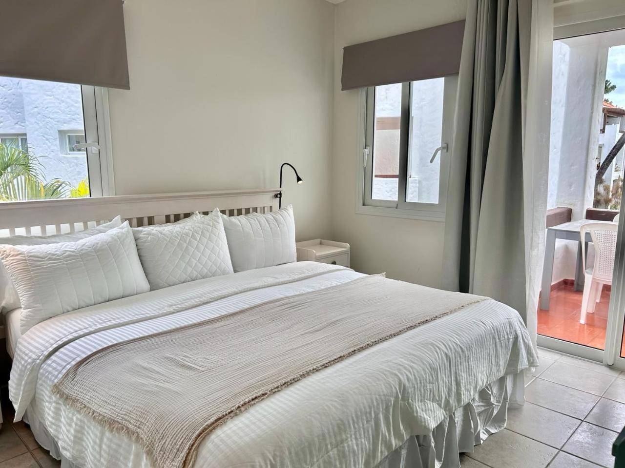 Stanza Mare I-203, On The Private, Bavaro, Equipped, 2r-2b Bavaro, *