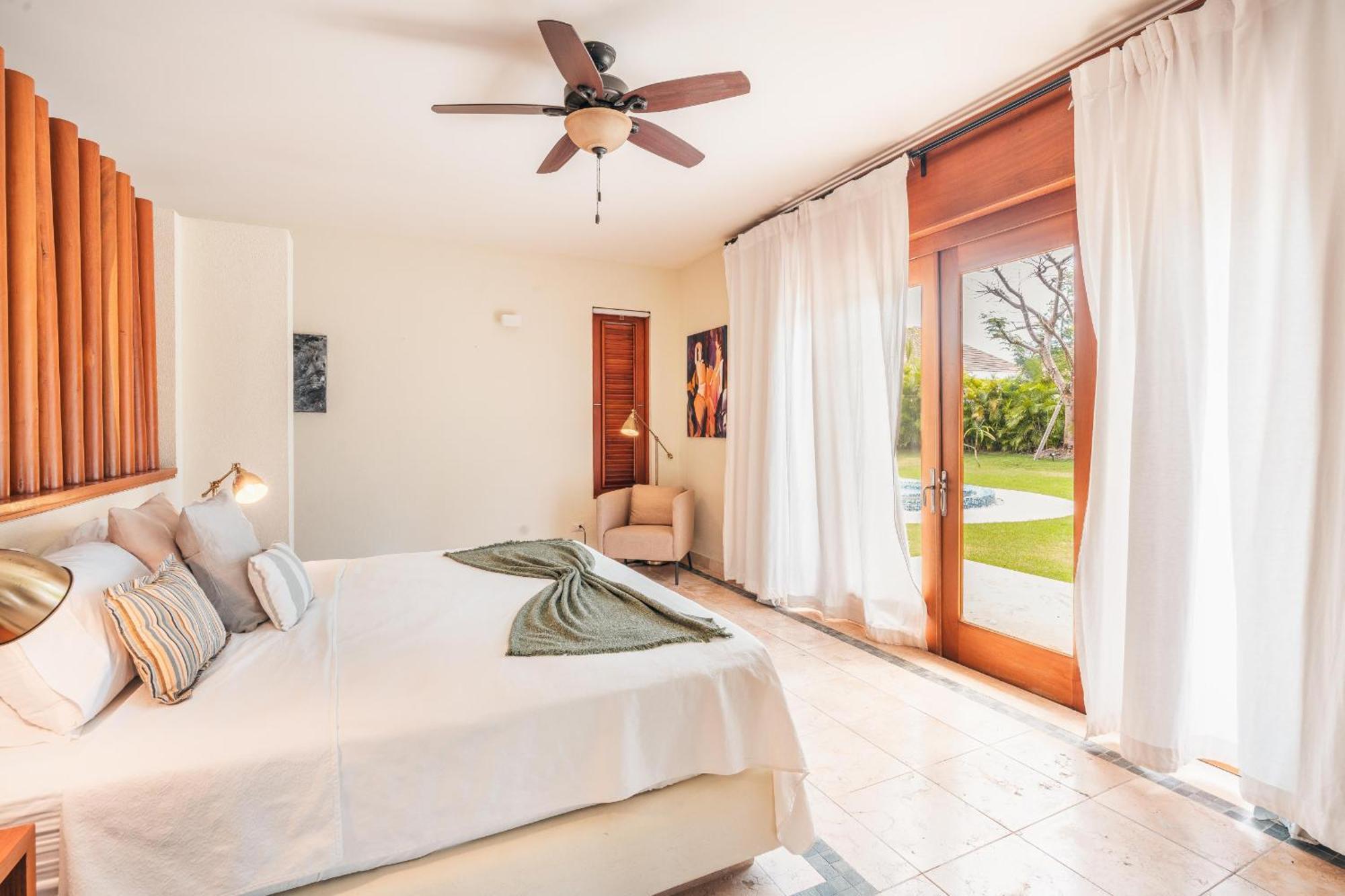 Villa Amazing 5br W Pool At Village A Punta Cana